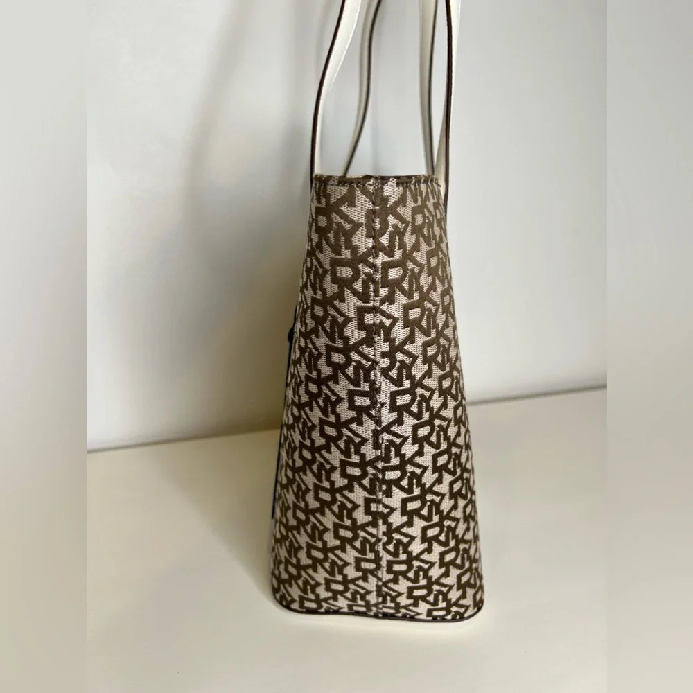 NWT DKNY TOTE SHOULDER BAG WHITE/BROWN - Picture 5 of 13
